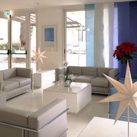 Residence Marittimo Riccione Zewnętrze zdjęcie