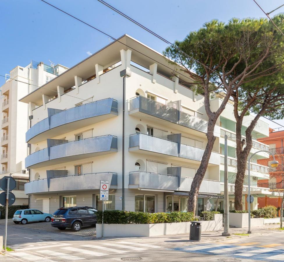 Residence Marittimo Riccione Zewnętrze zdjęcie
