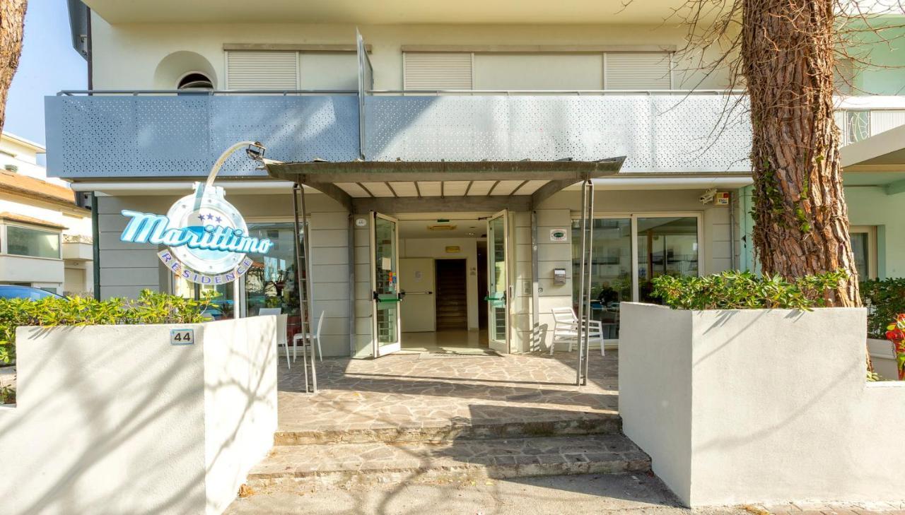 Residence Marittimo Riccione Zewnętrze zdjęcie