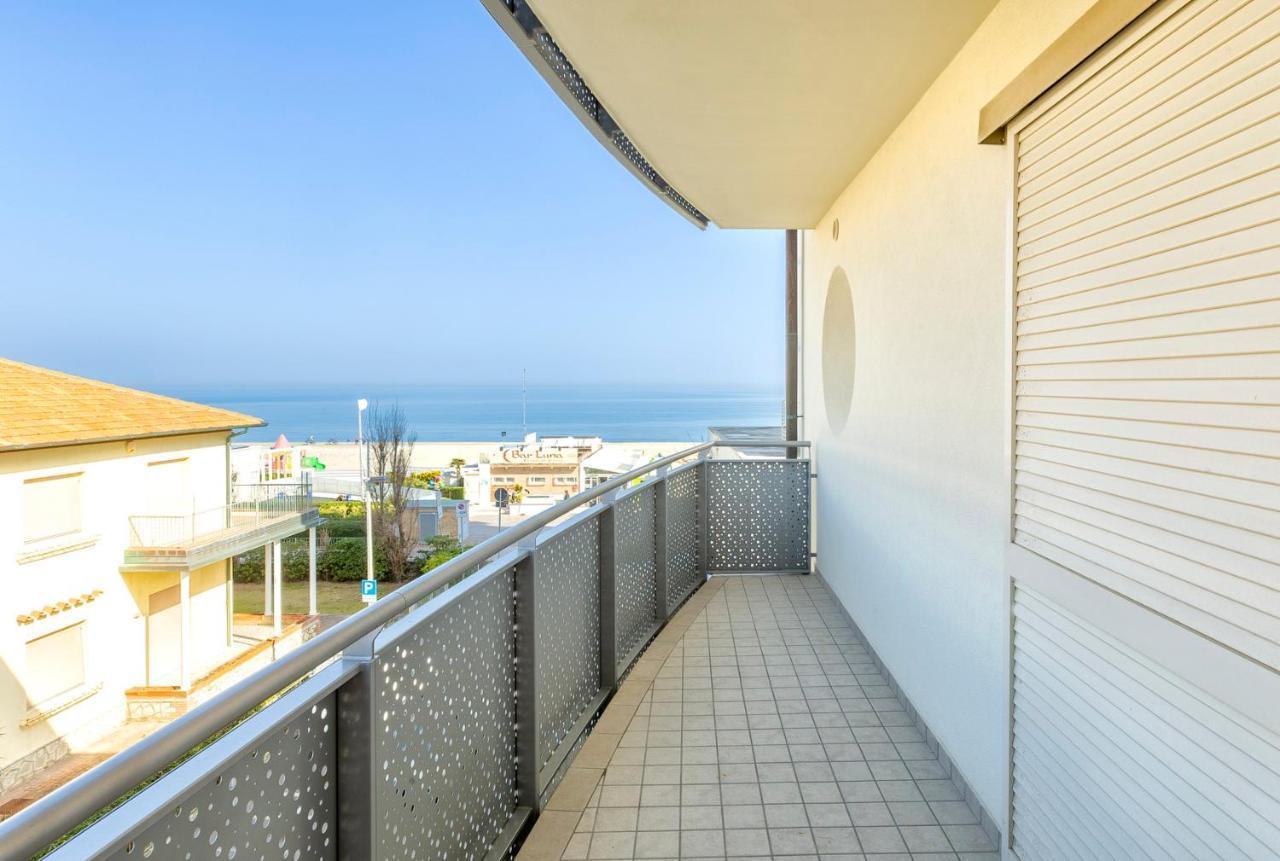 Residence Marittimo Riccione Zewnętrze zdjęcie