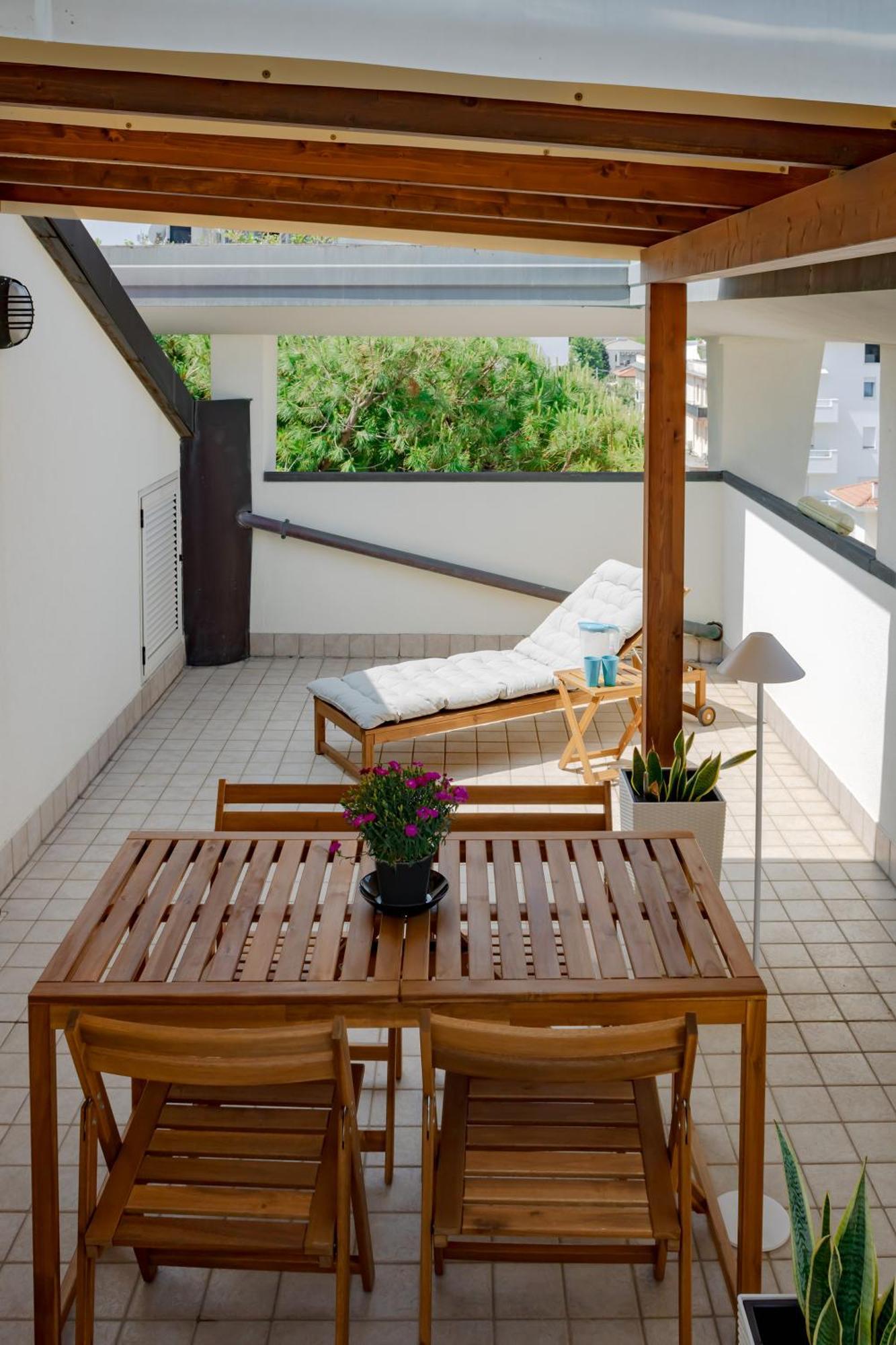 Residence Marittimo Riccione Zewnętrze zdjęcie