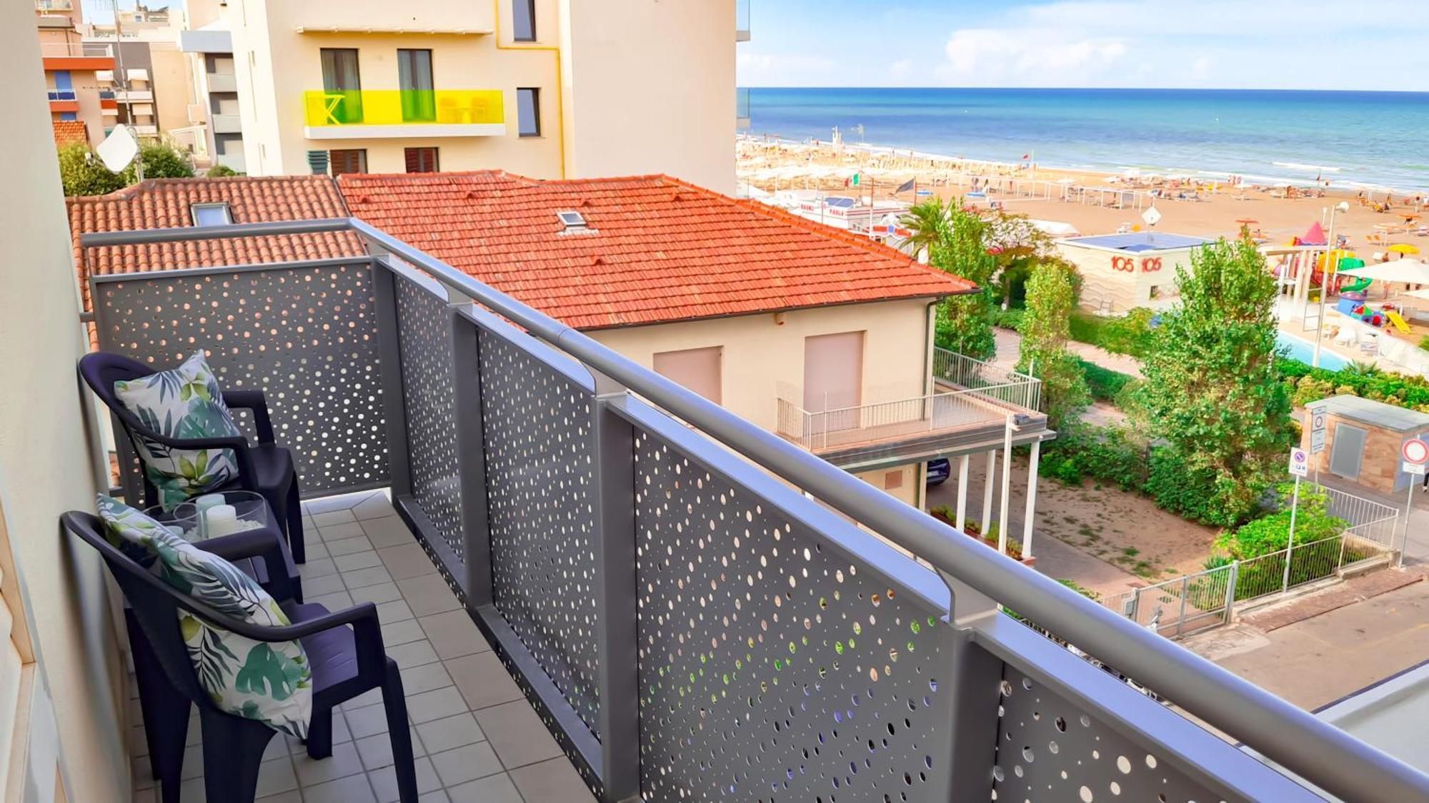 Residence Marittimo Riccione Zewnętrze zdjęcie